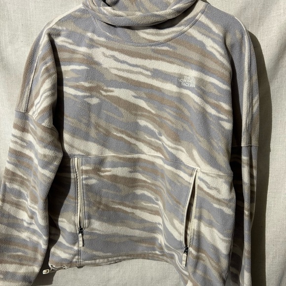 The North Face Camouflage Fleece Pullover - Picture 1 of 3